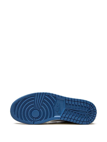 Nike FRAGMENT DESIGN X TRAVIS SCOTT X AIR JORDAN 1 RETRO LOW