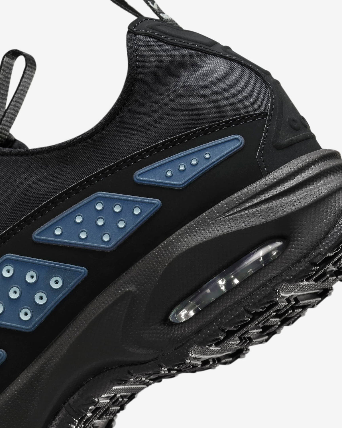 NIKE AIR MAX SUNDER SNEAKERS